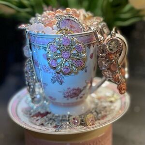 PINK PRINCESS MYSTERY JEWELRY JAR